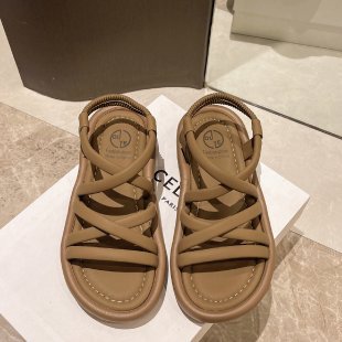 Solid Color Strappy Casual Flat Sandals
