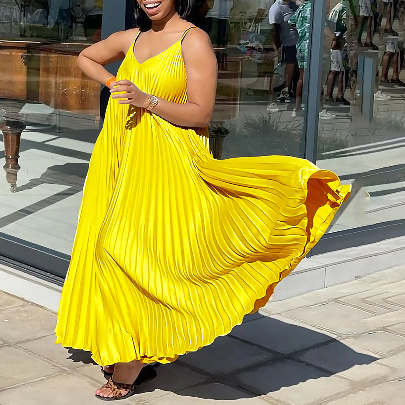 Solid Color Pleated Halter Maxi Dress