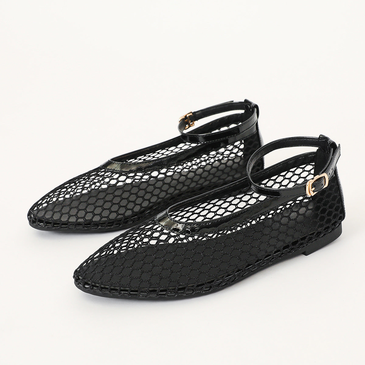 Solid Color Strappy Hole Shoes