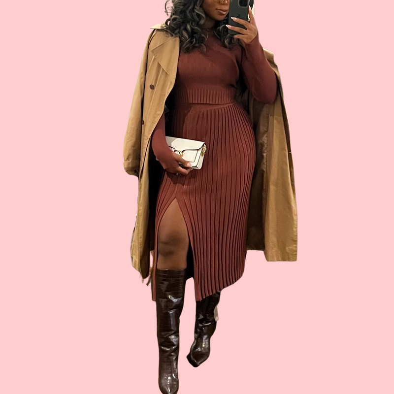 Solid-Color Knit Skirt Suit