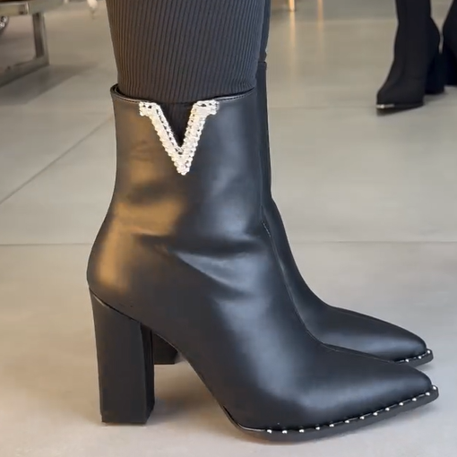 V-shaped Rhinestone Leather Boots