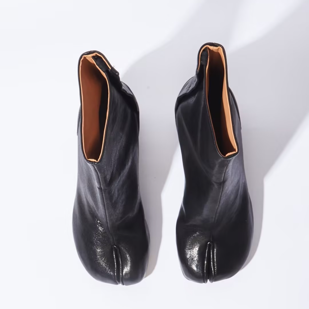 Black High-Heel Tabi Boots